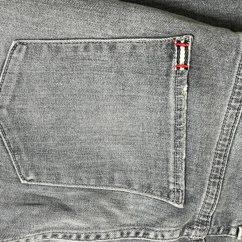 Alice & Olivia women jeans. color: Gray. size: 24 - Picture 6 of 9